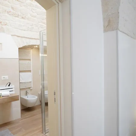 Dimora Nel Borgo 3* سيغلي ميسابيكا